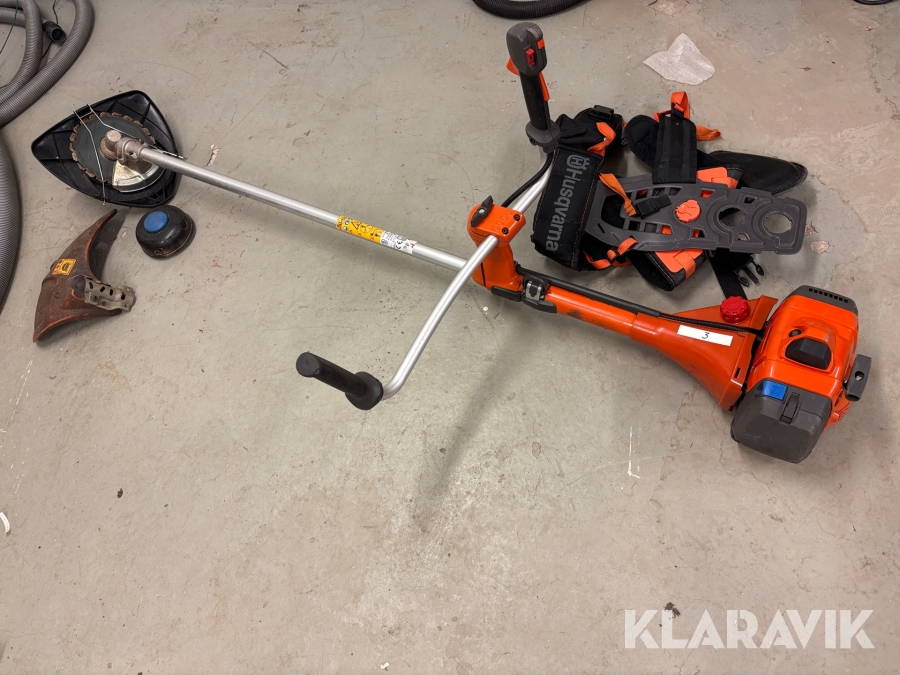 Röjsåg med sele och trimmer Husqvarna