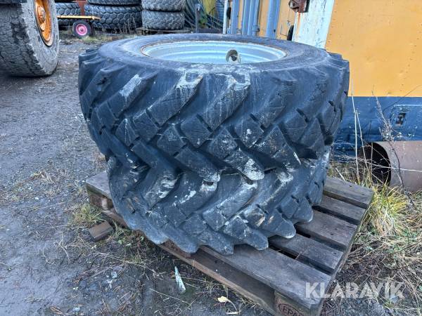 Entreprenaddäck till Volvo L30 Solideal MPT