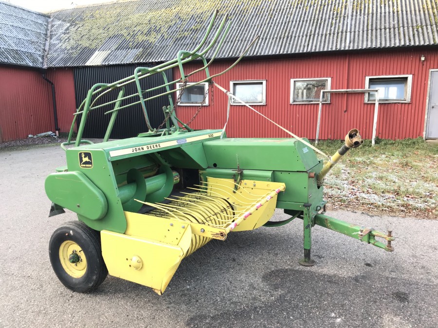 Fyrkantspress / Balpress