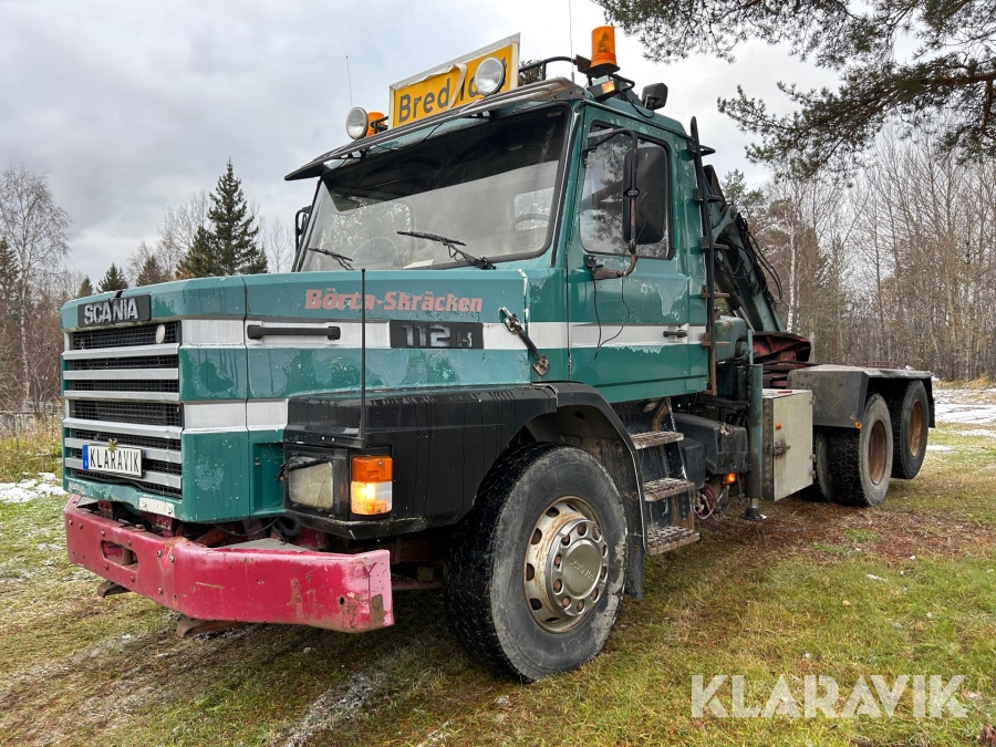 Trailerdragare Scania T112h 6x2 Lc46 med kran