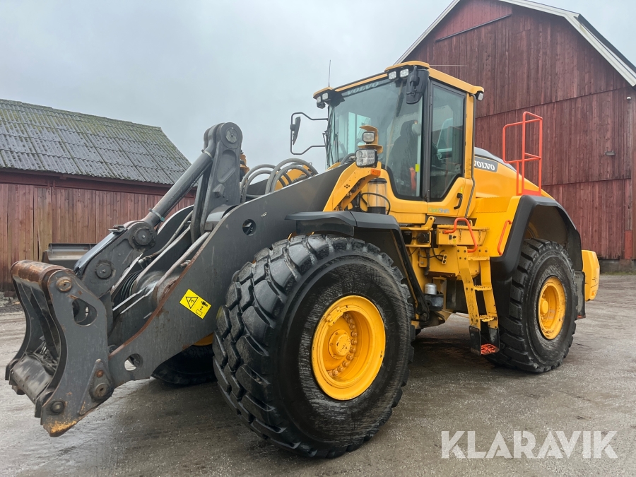 Hjullastare Volvo L180H med skopa