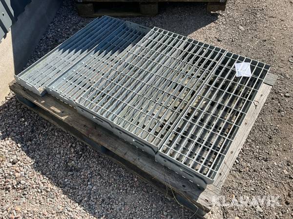 Trappsteg galvade 8st 70x23