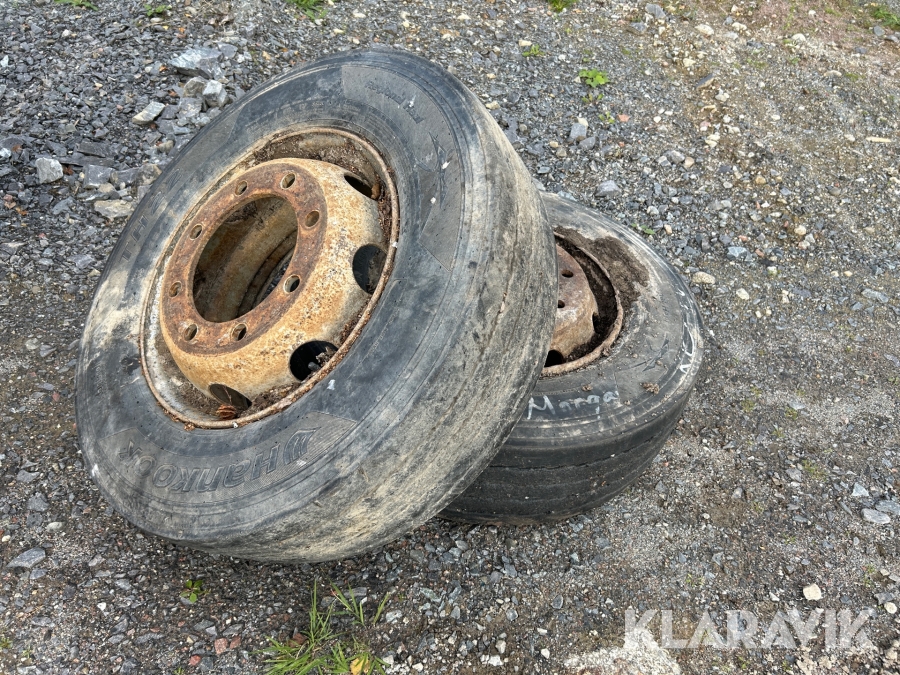 Däck med fälg Hankook 265/70R19.5