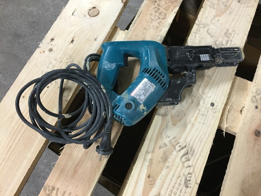 Automatskruvdragare Makita