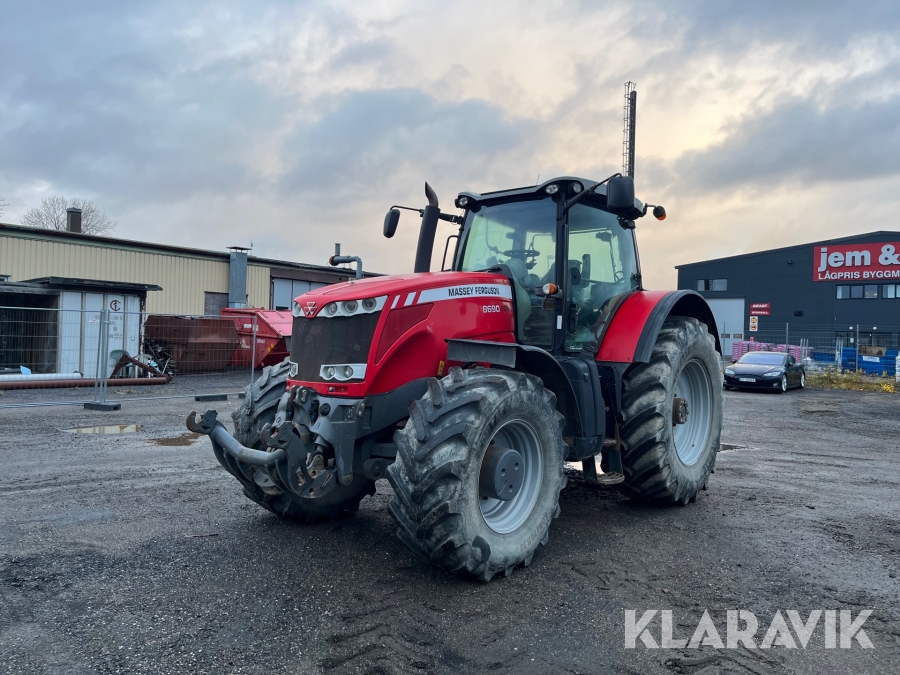 Traktor Massey Ferguson 8690 Dyna-VT