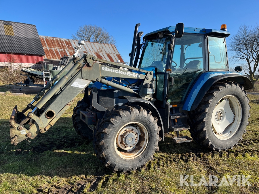 Traktor New Holland TS100 med lastare