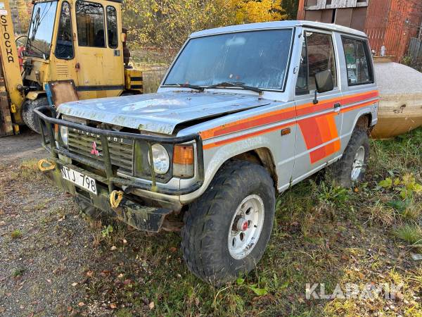 Mitsubishi Pajero SJ26N