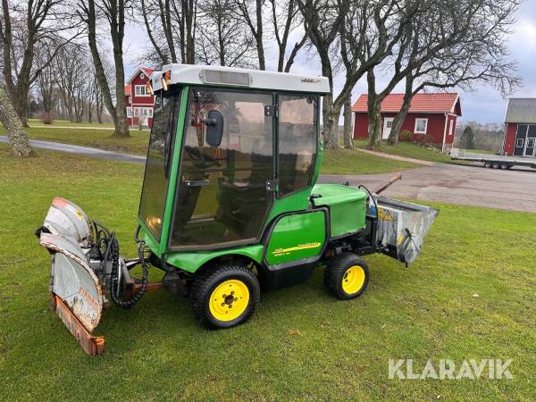 Redskapsbärare John Deere 1445