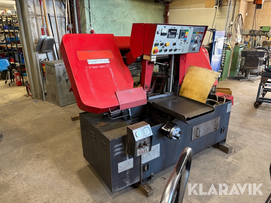 Automatsåg Amada HA-400 med spåntransportör