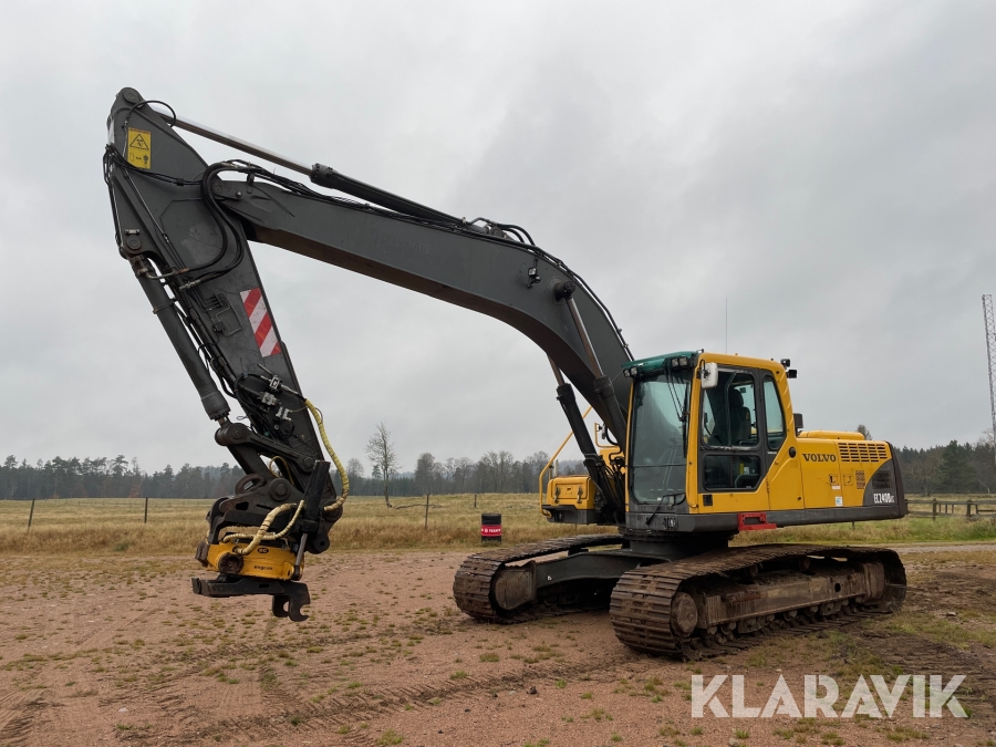 Bandgrävare Volvo EC240BLC