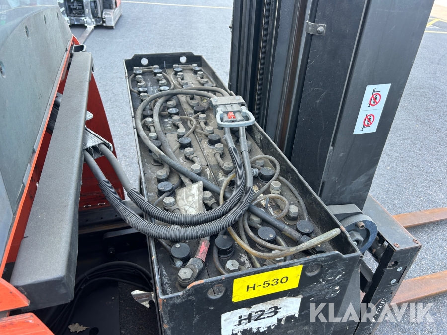 Skjutstativtruck BT RRE 160E