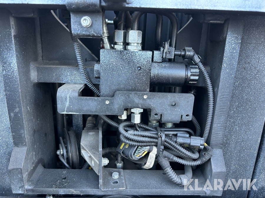 Skjutstativtruck BT RRE 160E