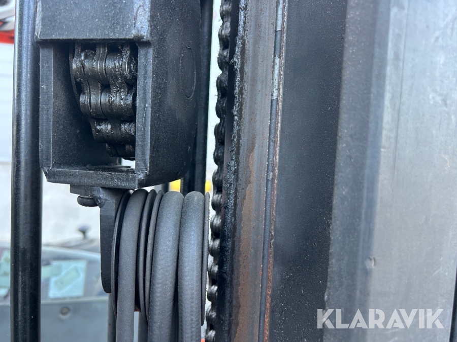 Skjutstativtruck BT RRE 160E