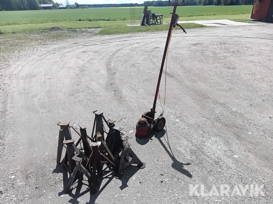 Pallbockar 10st & Domkraft 1st