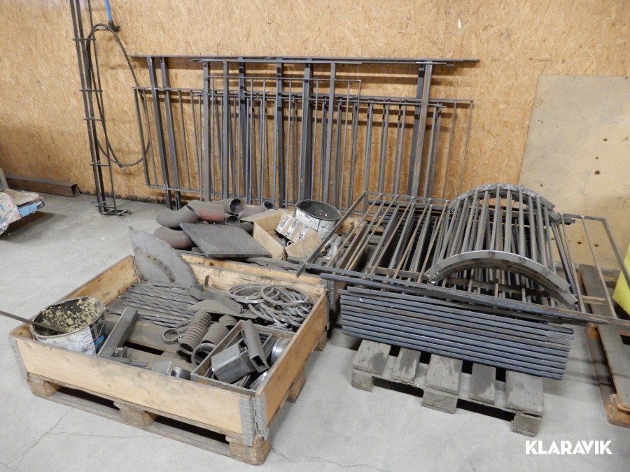 Smidesräcken/detaljer, alu.räcken 