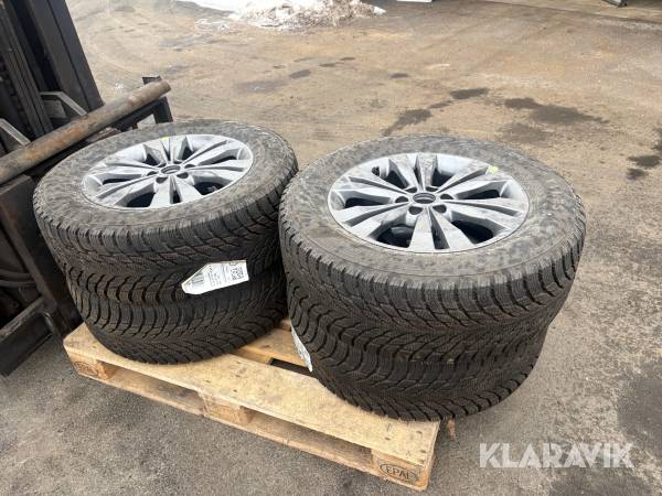 Däck på fälg Nokian Hakkapeliitta 255/60R18 4 st