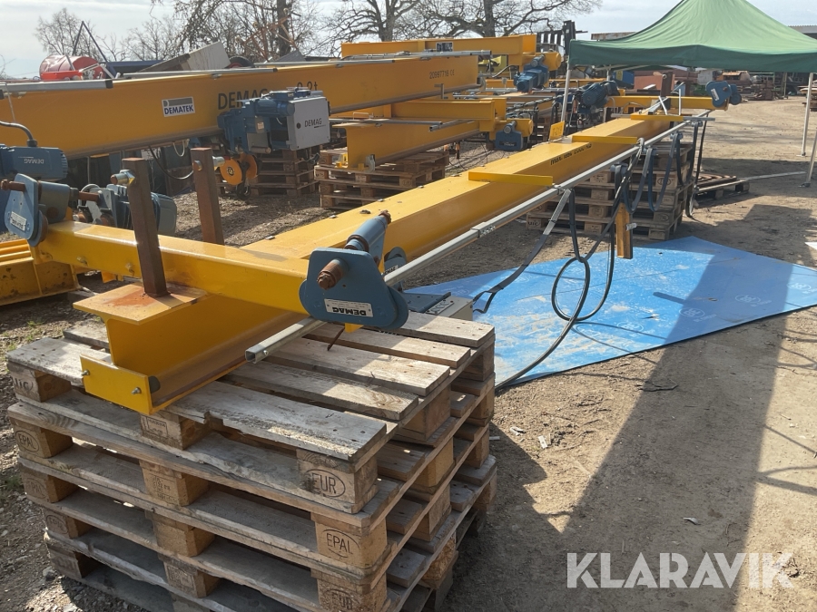 Travers Demag 2000kg