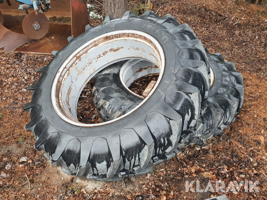 Traktordäck Danubiana Tyres 16.9/14-38 2st