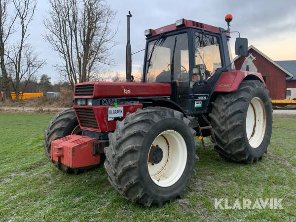 Traktor Case IH 1056 AXL