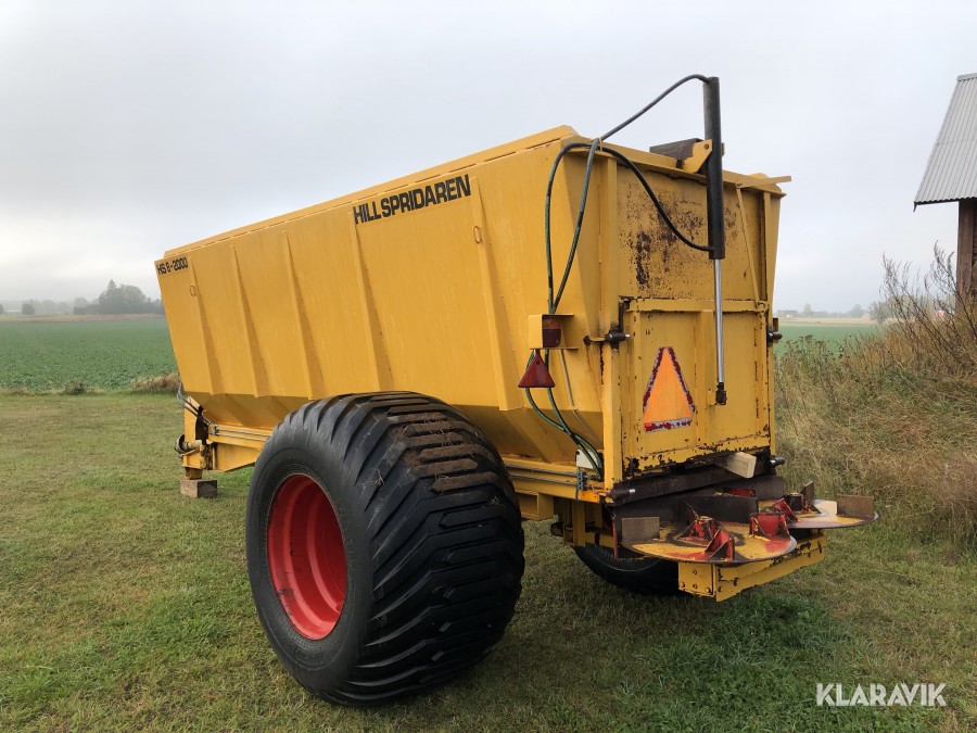 Gödselspridare Hill HS 8-2000
