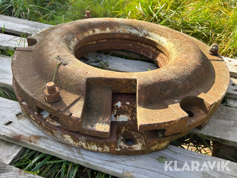 Bakhjulsvikter Ford 7710 2 st