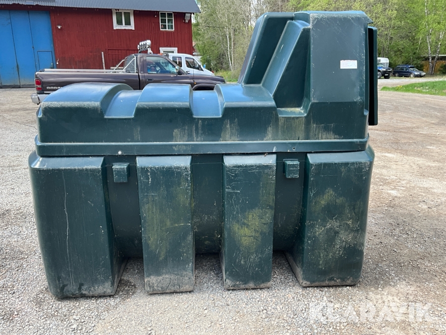 Dieseltank Kingspan 2500L med pump