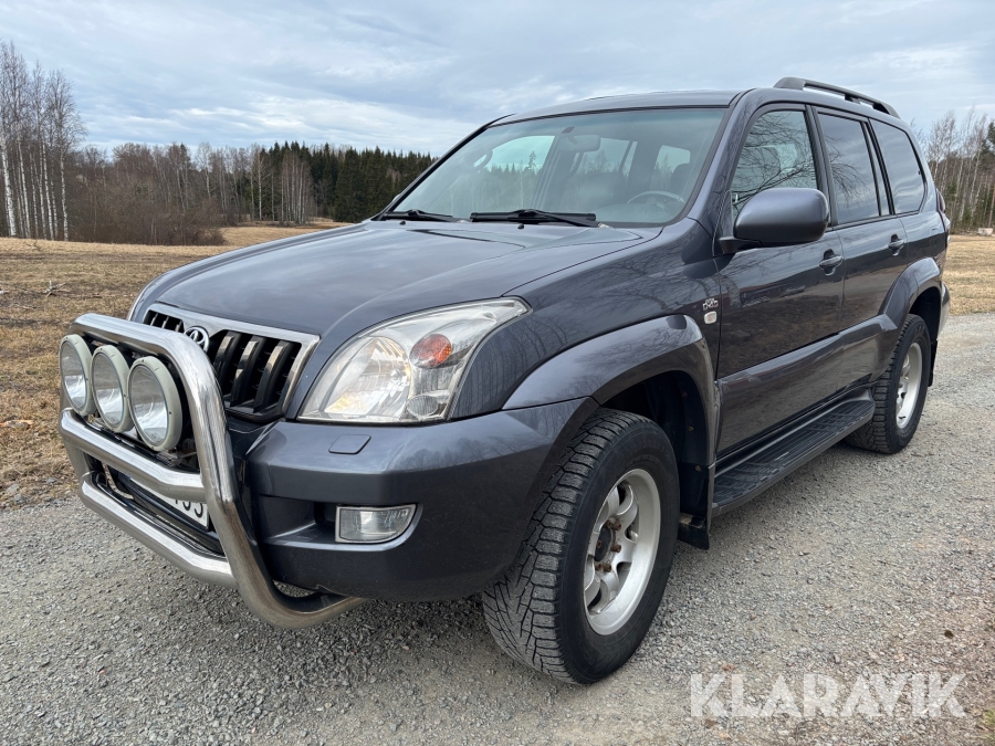 SUV Toyota Land Cruiser 4WD