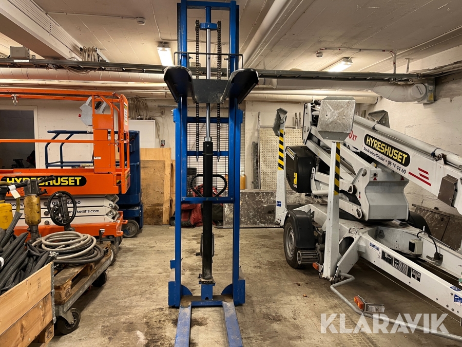 Höglyftande pallvagn 1000 kg