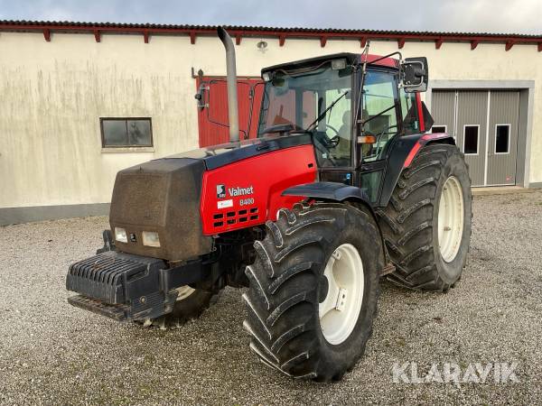 Traktor Valmet 8400