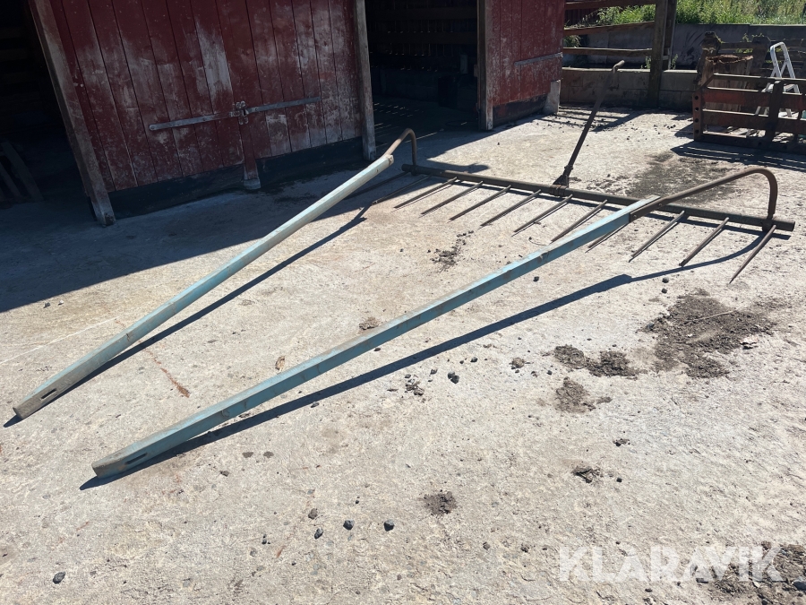 Släpräfsa till häst