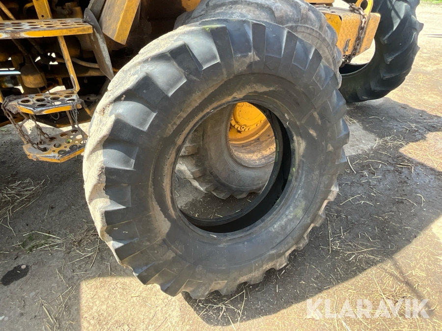 Entreprenaddäck Goodyear 13,00-24 12 pr