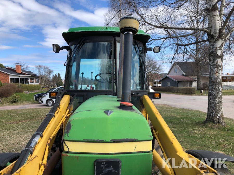 Traktor John Deere 2250 4WD med lastare