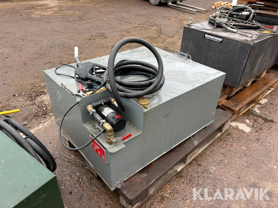 Dieseltank med pump 1 st Örebro Svets IBC300L