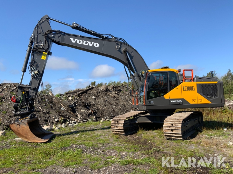 Grävmaskin Volvo EC300EL med två skopor