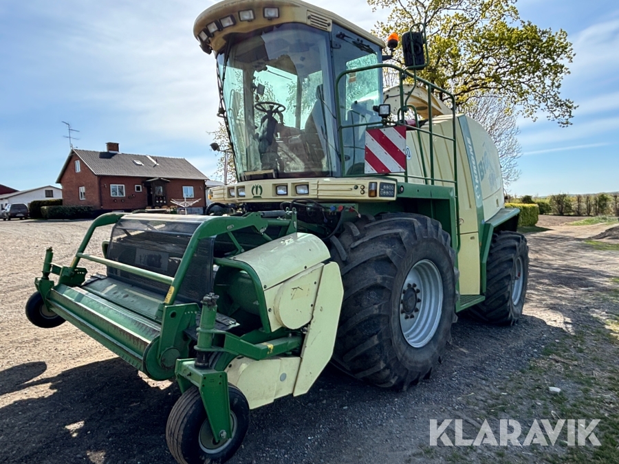 Självgående exakthack Krone Big X 500 med gräsbord och majsbord