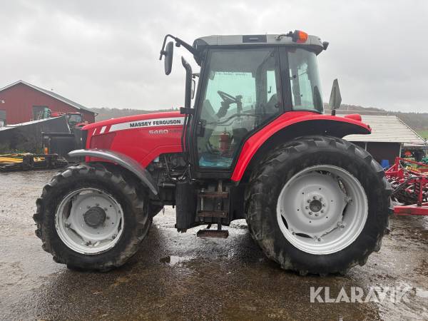 Traktor Massey Ferguson 5460