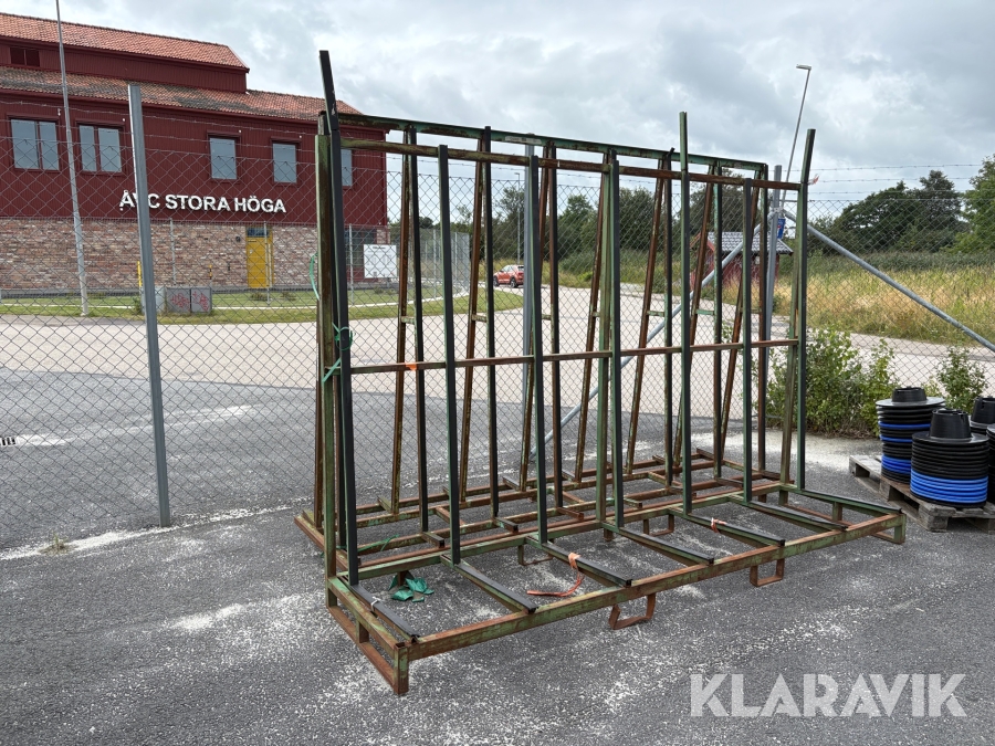 Materialställ två styck