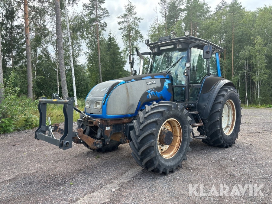 Traktor Valtra T160