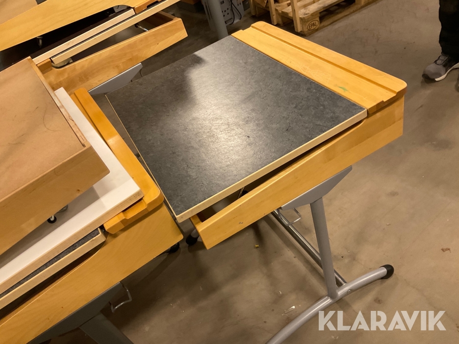 Skolbänkar 23 st