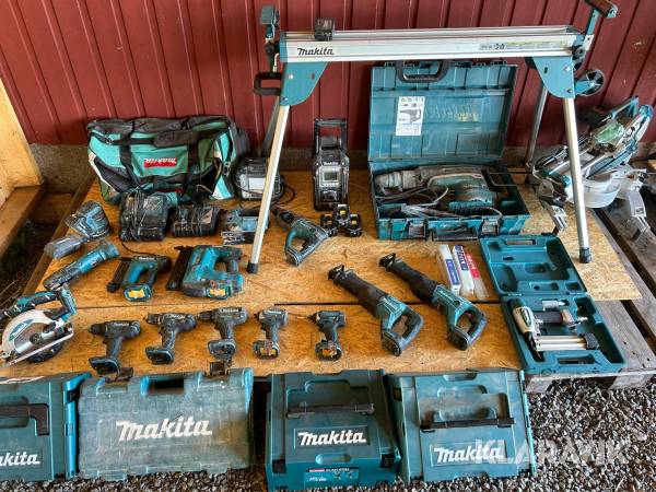 Handverktyg Makita stort parti