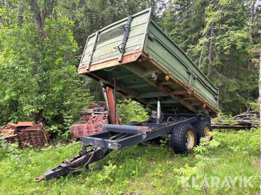 Tippvagn Agromet Warfama T042