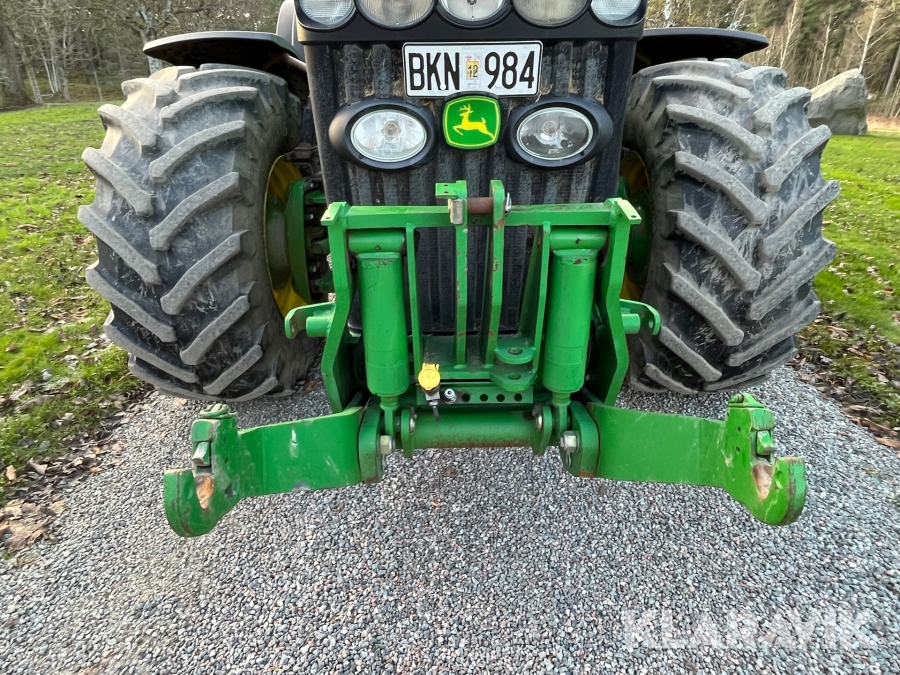 Traktor John Deere 8530