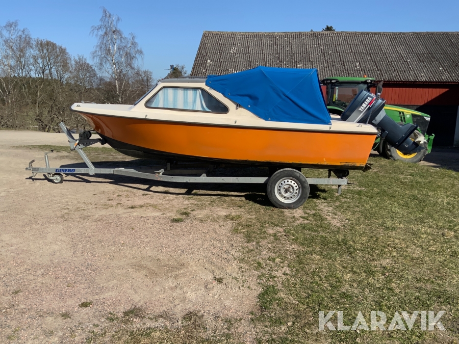 Båt Crescent 49 hardtop med 40hk Yamaha