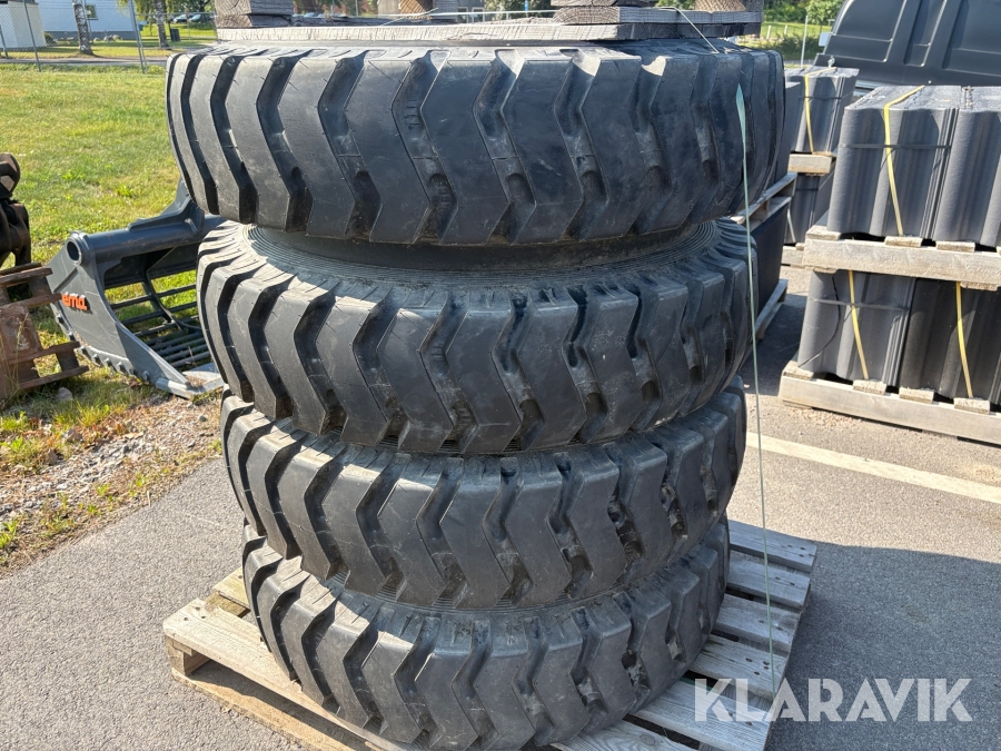 Däck 10.00-20 Apollo AWE 714 8 st