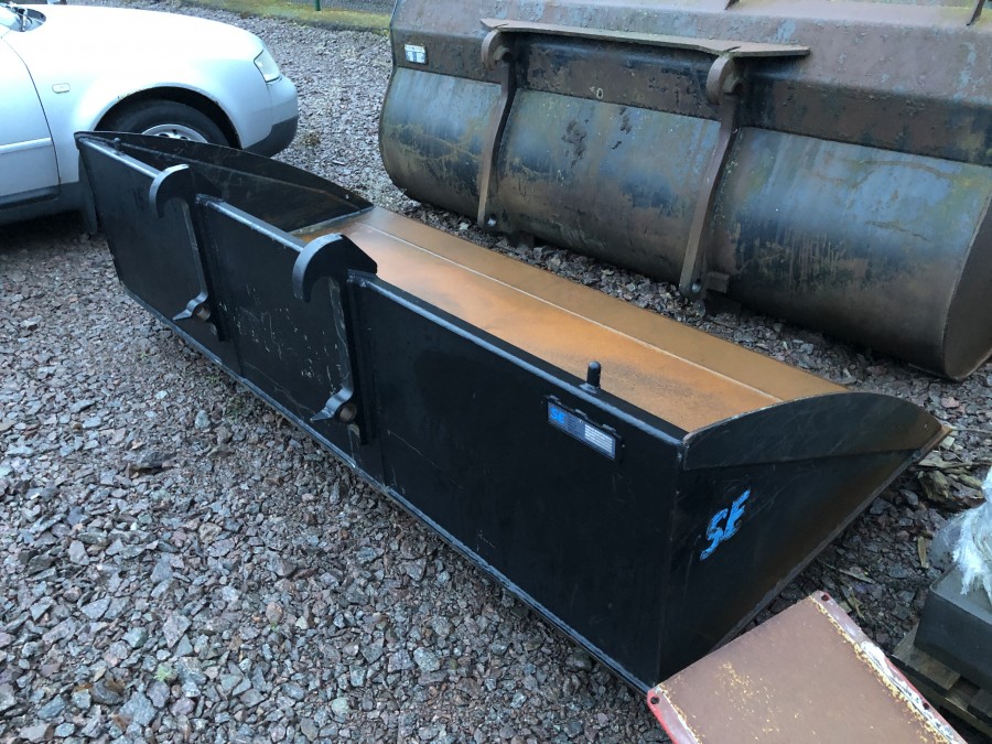 Planerskopa med trima SMS-fäste