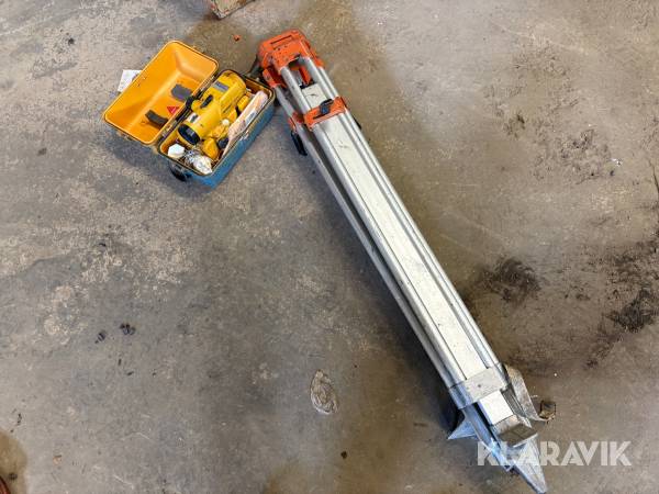 Avvägningsinstrument med stativ Topcon AT-F6