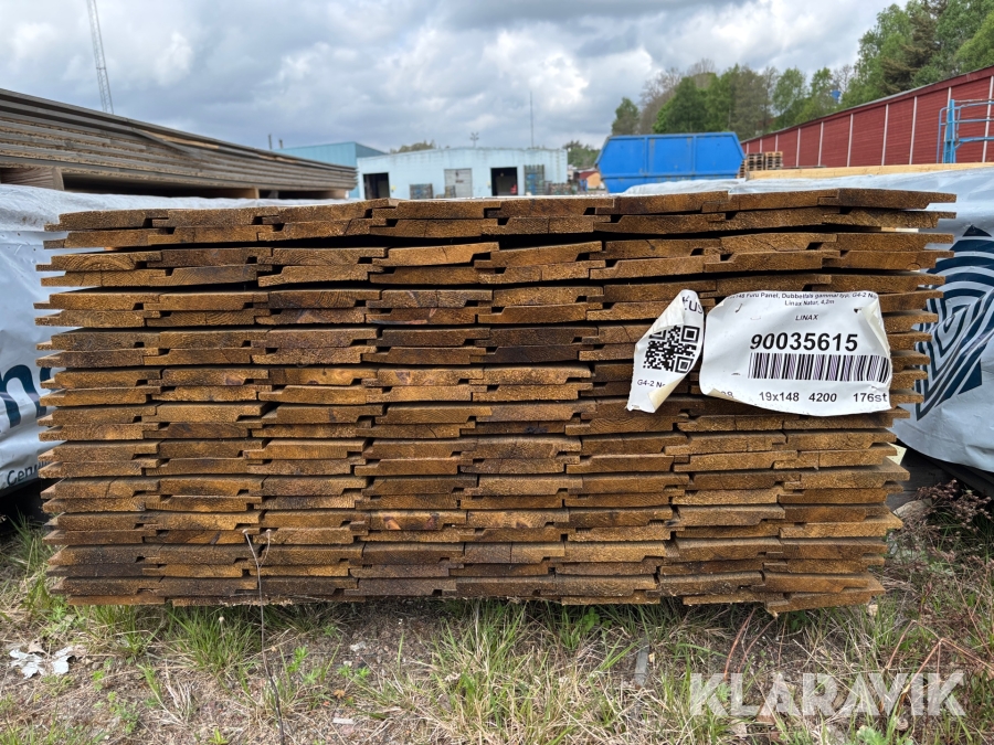 Panel enkelfas 19x145x4200mm 176st