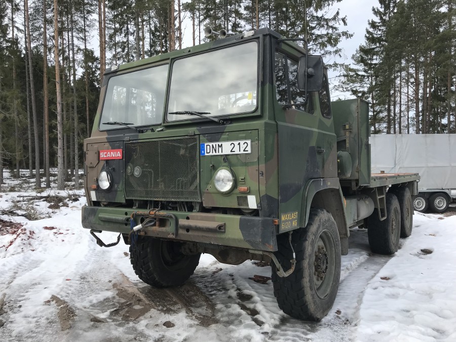 Militärbil Scania TGB40