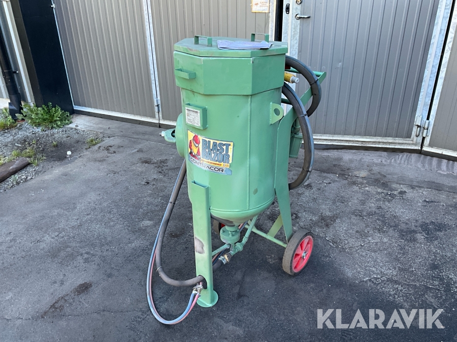 Bläster Contracor Z-50 RC