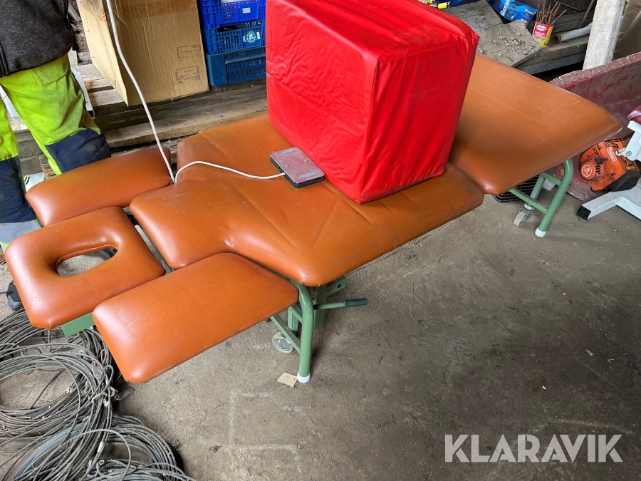 Behandlingsbänk OB Rehab-produkter höj/sänkbar